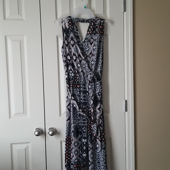 Black, peach and white jumpsuit - Picture 1 of 4